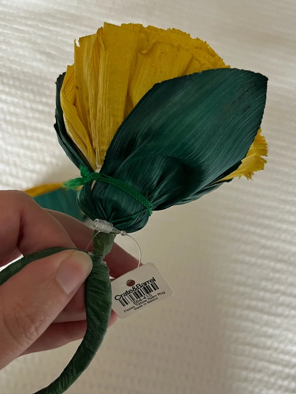 NWT Crate & Barrel Yellow Paper Flower Napkin Rings - Set of 2